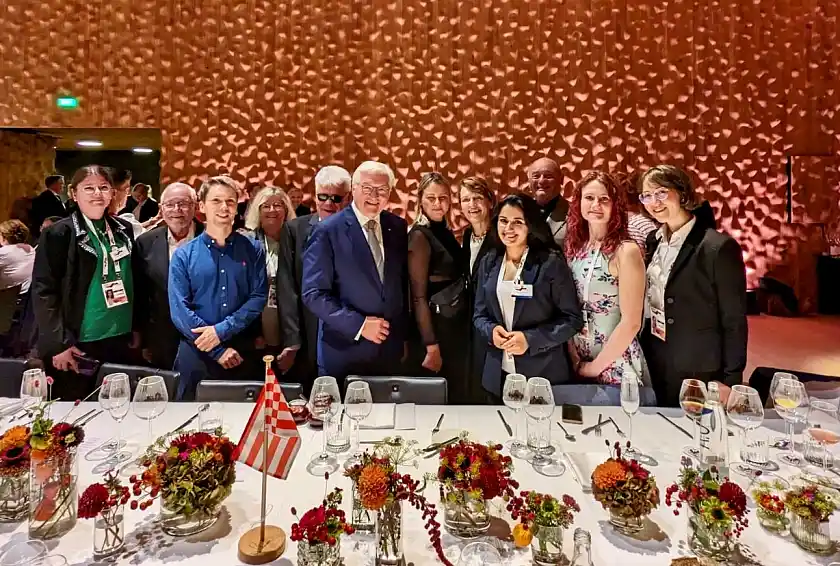 Empfang der Bremer Delegation durch den Bundespräsidenten Frank-Walter Steinmeier zum Tag der Deutschen Einheit 2023 in Hamburg