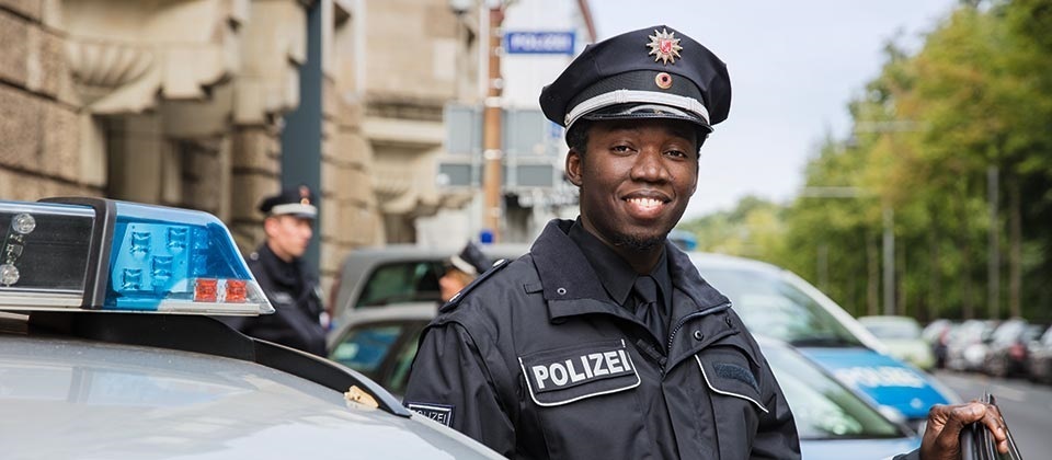 Junger Polizist